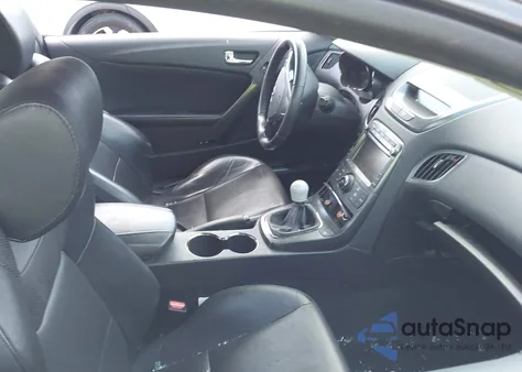 2011 Hyundai Genesis 3.8 Track из США, поврежденный, VIN KMHHU6KH2BU047048